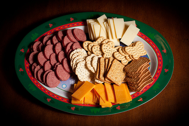 파일:Meat and Cheese, Cracker.jpg