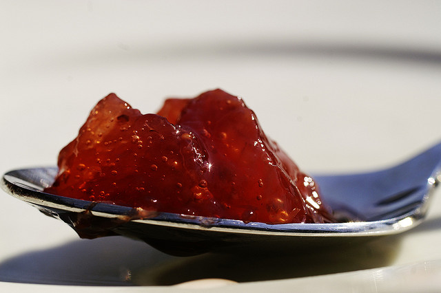 파일:Strawberry jam(spoon).jpg