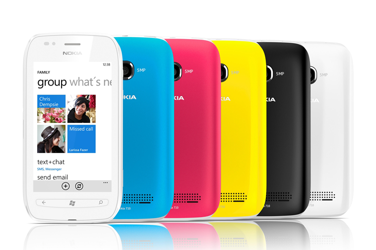 파일:Nokia Lumia 710.jpg