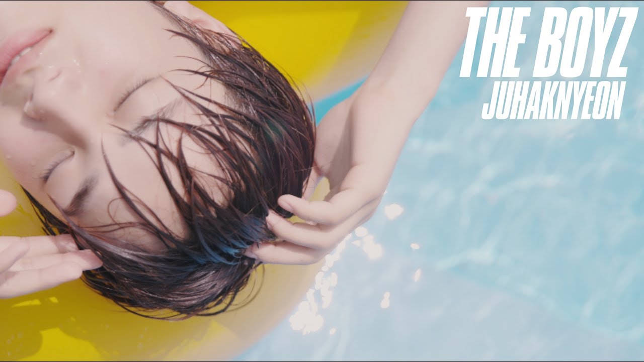 더보이즈(THE BOYZ) X DAZED PROFILE FILM 01 주학년(JUHAKNYEON).jpg