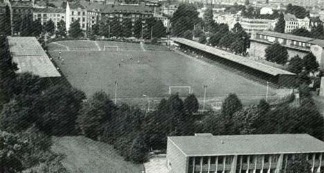 파일:Sportplatz am Rothenbaum nach dem Umbau 1937.jpg