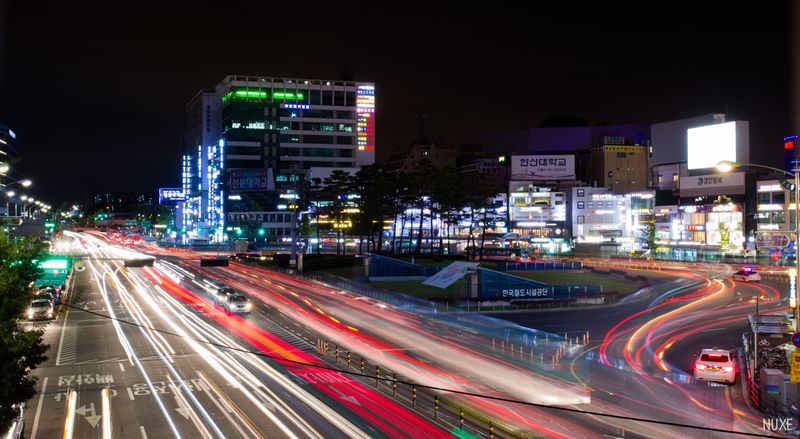 파일:Suwon Station Intersection Night View.jpg