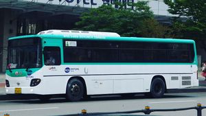 Suwon Bus 13-4 1401.jpg