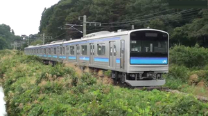 2011-3-11 잔류하는 토나행 센세키선 열차.png