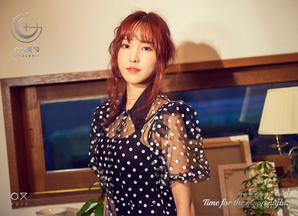 1000px-GFriend_Yuju_Time_for_the_moon_night_Teaser_Photo.jpg