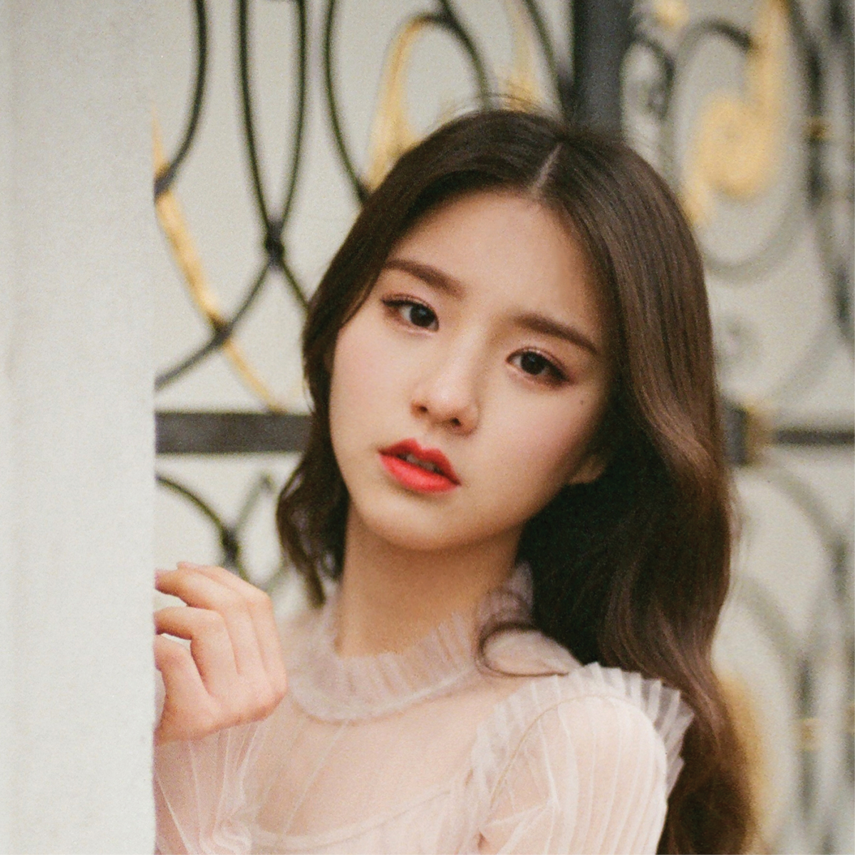loona 今月の少女 love&evil CD 限定盤 トレカ付き LOONA LOOΠΔ1/3 이달의 소녀 Love&Live 限定盤 トレカ付