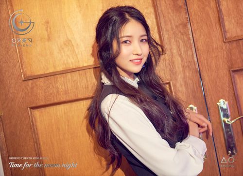 GFriend Sowon Time for the moon night Teaser Photo.jpg